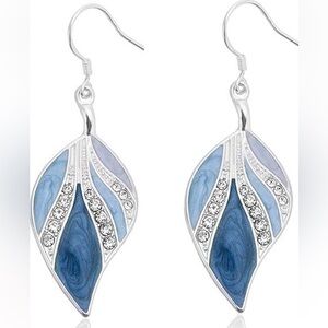 Blue Dangle Earrings NWT